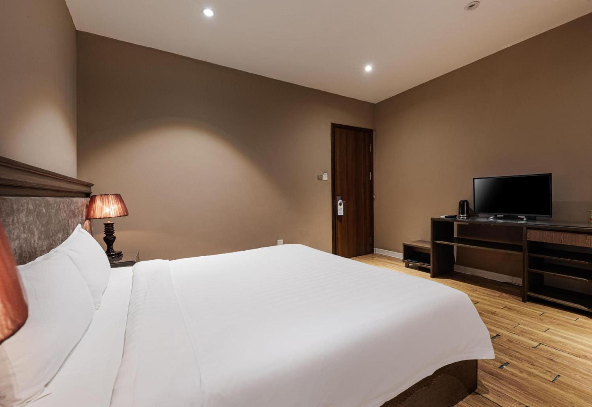 Collection O Le Grand Hanoi Hotel - The Tryst Esterno foto